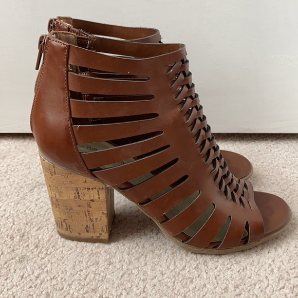 Indigo Rd. Boots! - Picture 2 of 5